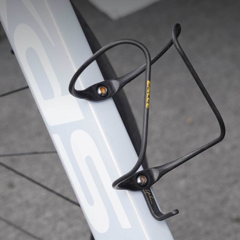 حامل زجاجة ماء للدراجات من ألي - مراجعة Ultra Cycling Gear وسعره
